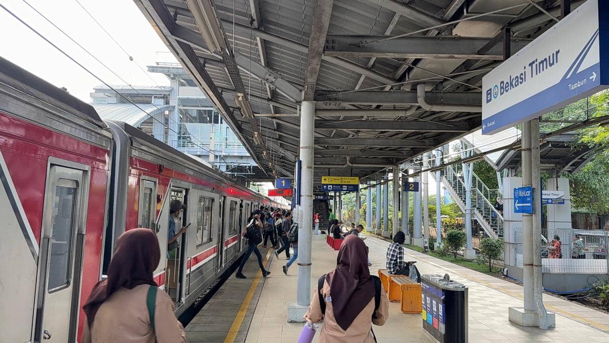 Stasiun Bekasi Timur.