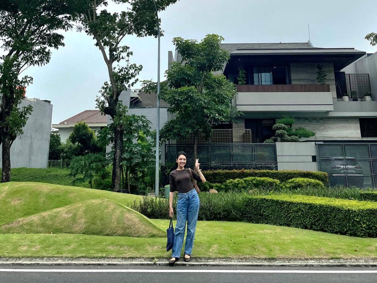 Christie Paulien Siregar, konten kreator finansial 