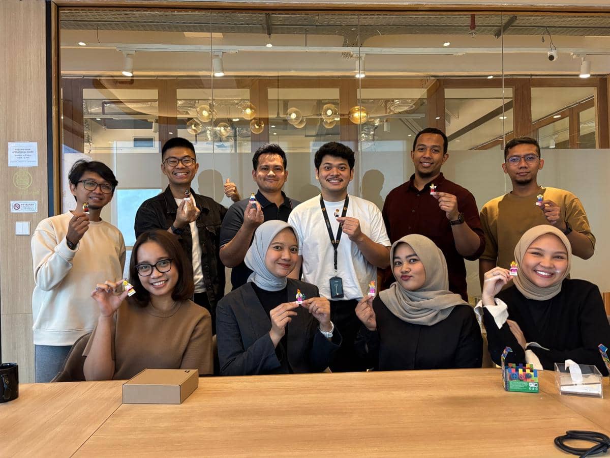 Photo 4_Team Kalg Indonesia.JPG