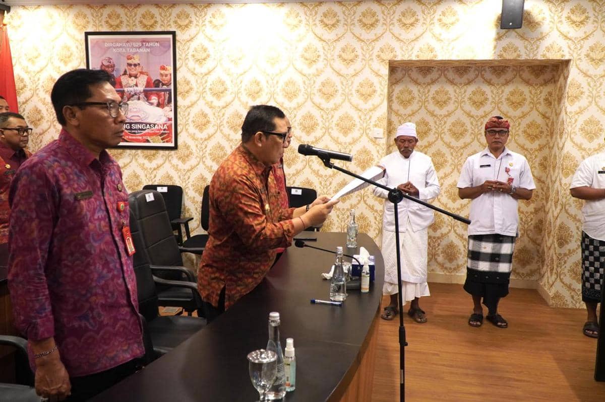 Bupati Tabanan Lantik 3 Pejabat Pimpinan Tinggi Pratama 