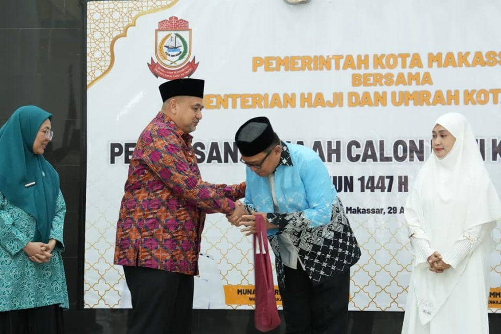 Appi Titip Pesan ke Jemaah Haji Makassar: Bukan Tamasya, tapi Perjalanan Suci