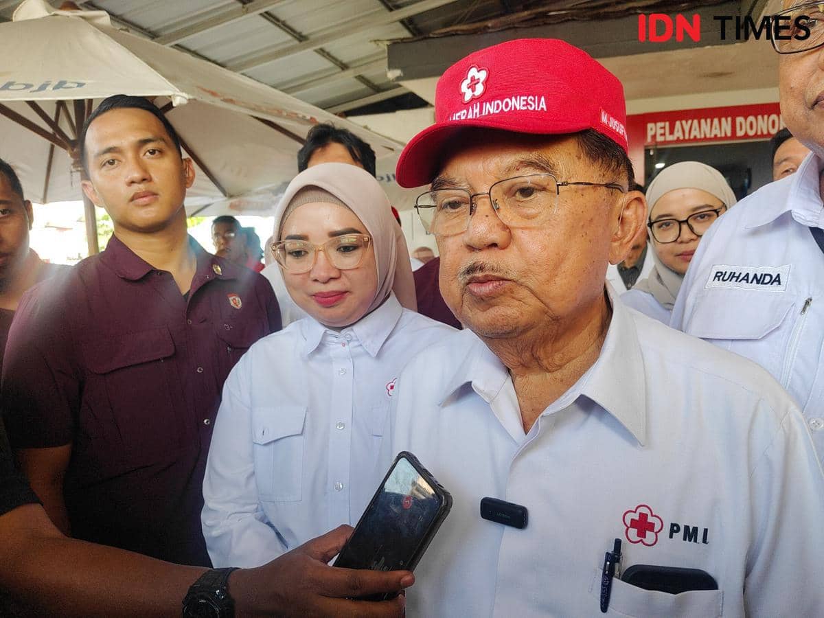 Anggota PMI Dapat Bonus usai Bantu Kecelakaan Kereta di Bekasi Timur
