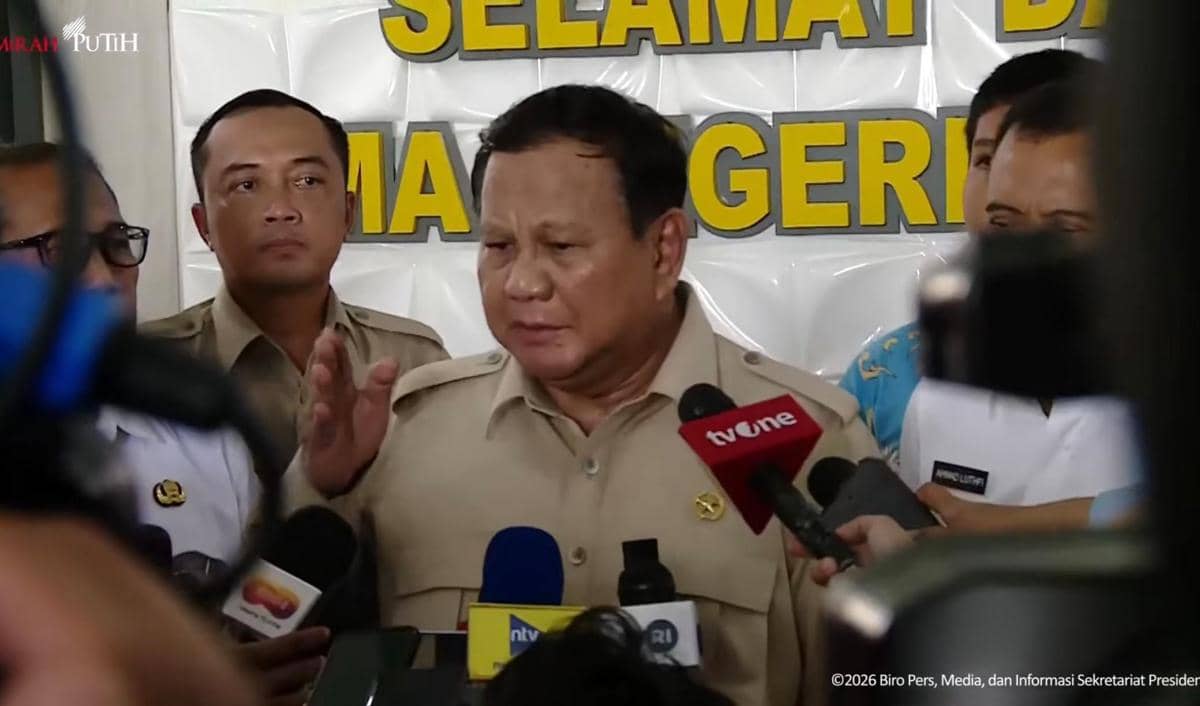 Tinjau SMAN 1 Cilacap, Prabowo: Siswa Suka MBG