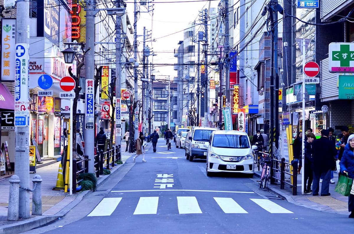 ilustrasi suasana Kota Tokyo, Jepang