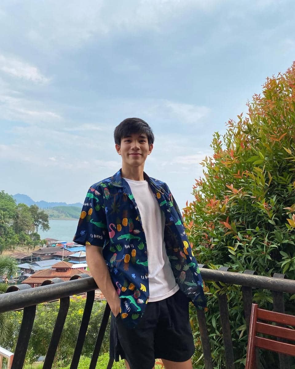 OOTD Musim Panas ala Fourth Nattawat