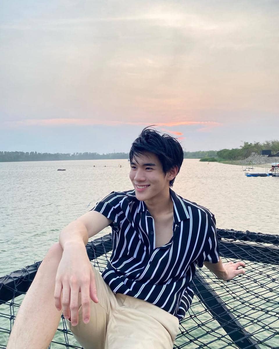 OOTD Musim Panas ala Fourth Nattawat