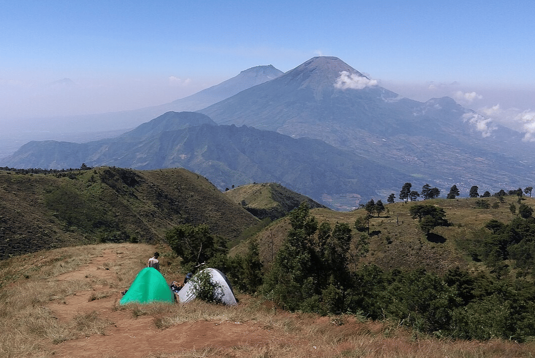 puncak Gunung Prau