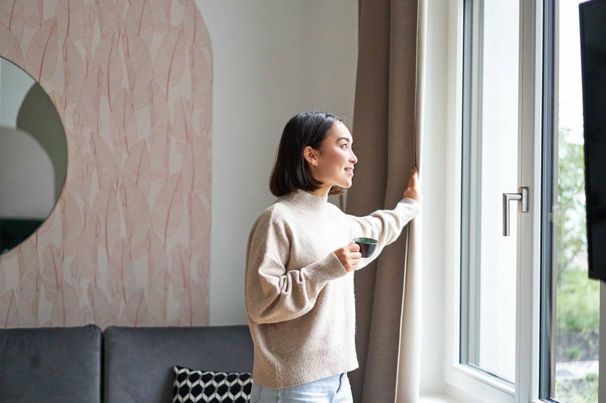 5 Cara Bikin Rumah Tetap Sejuk saat Musim Kemarau