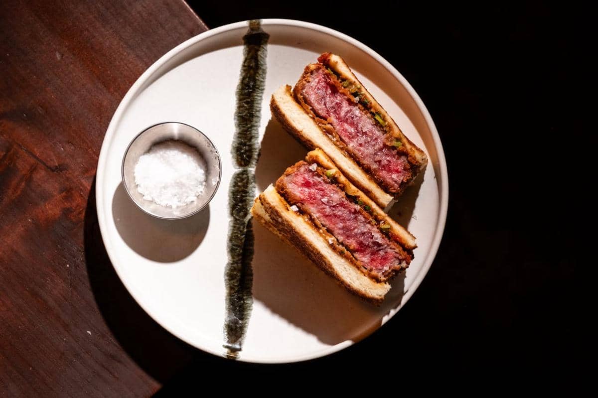 ilustrasi wagyu sando 