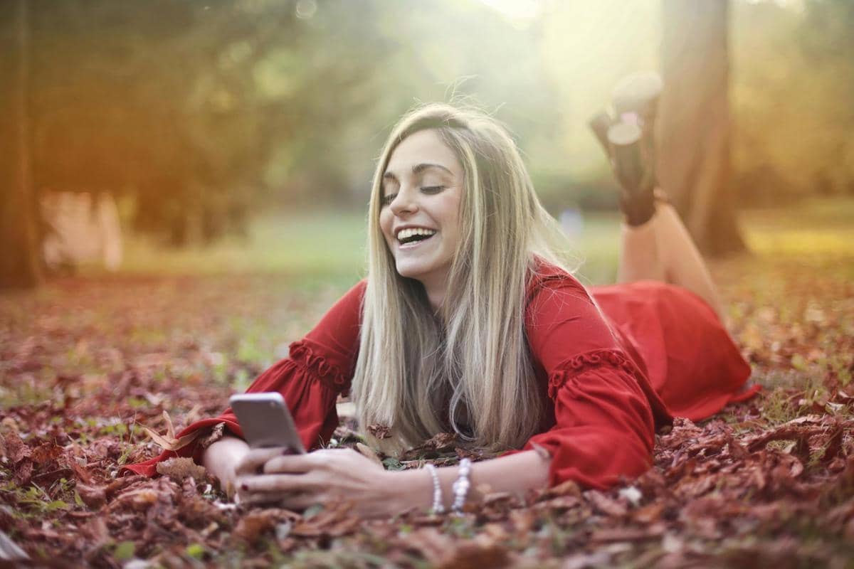 5 Zodiak yang Aktif di Dating App, tapi Susah Diajak Kencan