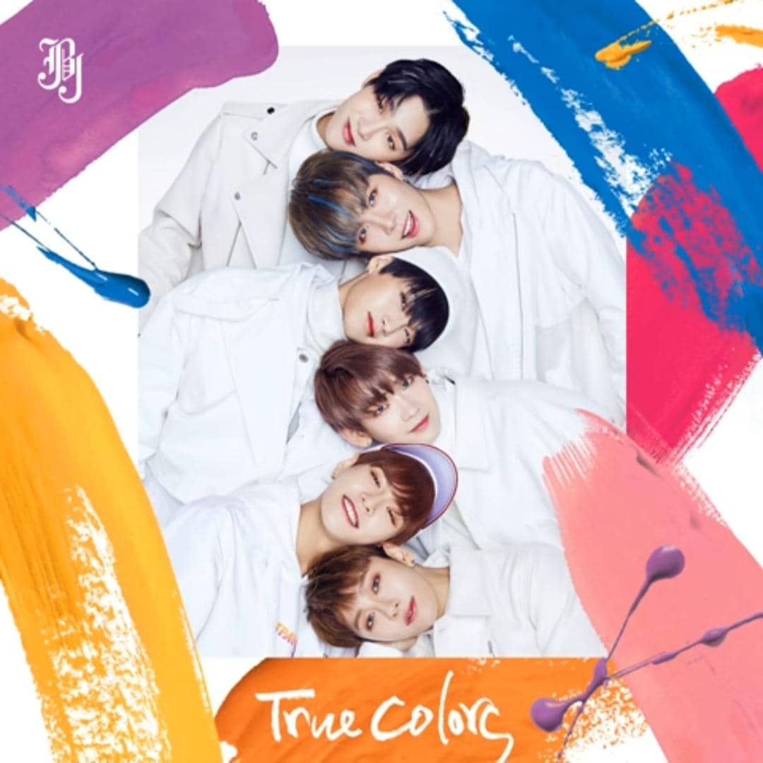 cover album True Colors