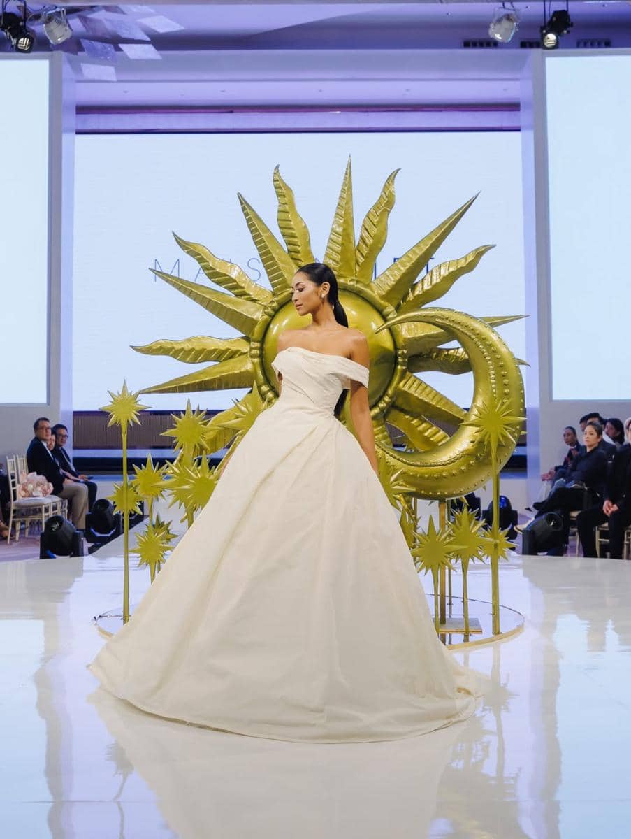 potret Agnes Rahajeng, Puteri Indonesia 2026 di fashion show 