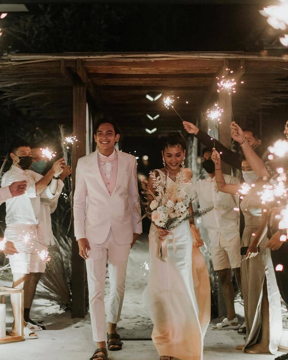 pernikahan Canti Tachril dan Adipati Dolken