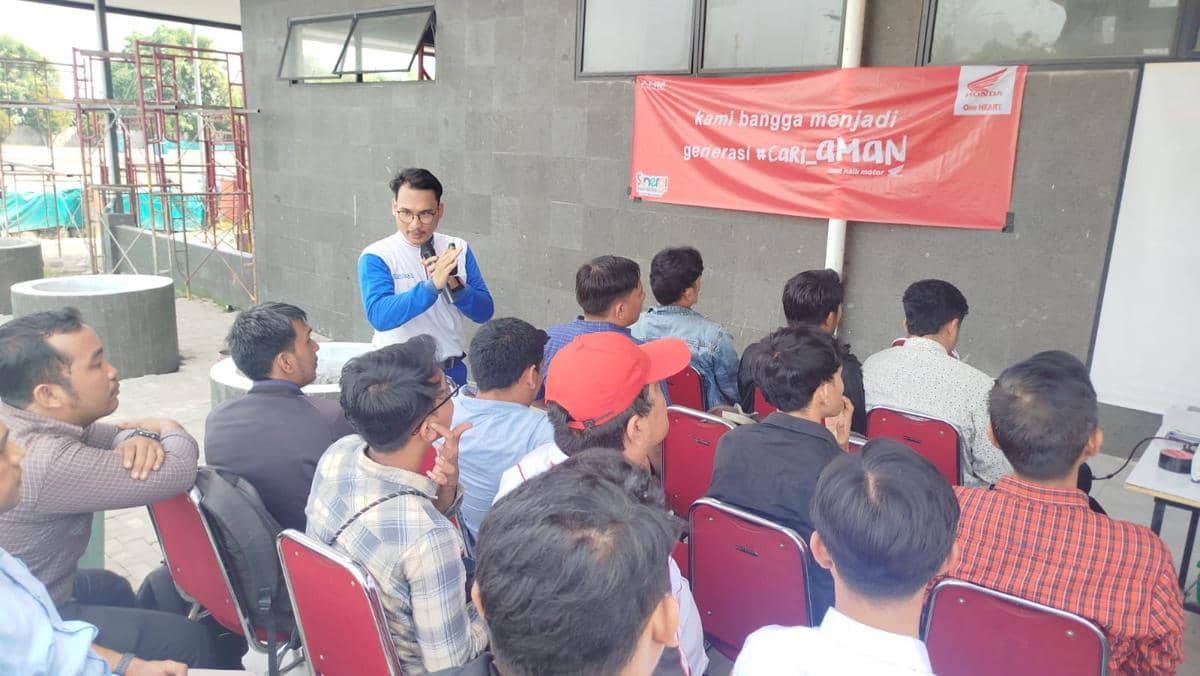 Indako Beri Pelatihan Safety Riding untuk Karyawan ITC Finance Medan