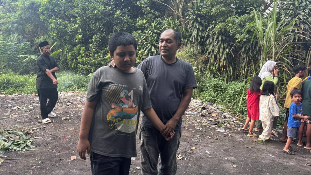 Bocah Disabilitas di Bandung Barat Makan Daun, Luput dari Bansos