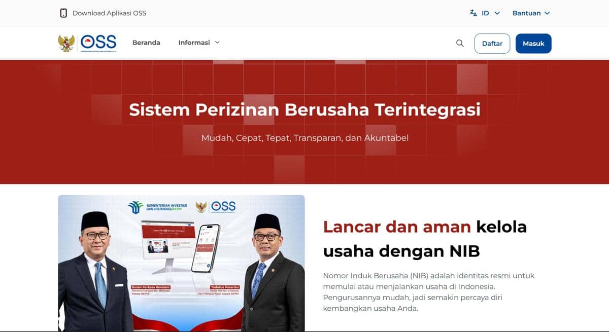 Tampilan laman utama situs OSS dengan slogan Sistem Perizinan Berusaha Terintegrasi dan informasi tentang pengelolaan NIB.