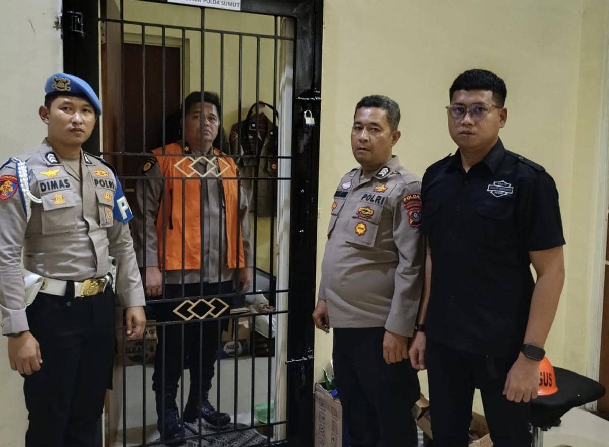 Viral Polisi Isap Vape dan Rangkul Perempuan Berujung Sanksi Patsus