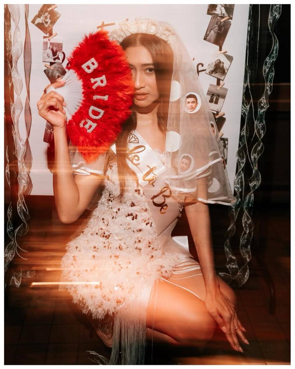 Gaya Bridal Shower Fitrie Rachmadhina (instagram.com/fitrierachmadhina)