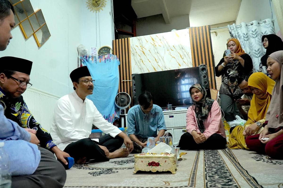 Gus Ipul: Semua Korban Tabrakan KA Argo Bromo-KRL Akan Diasesmen