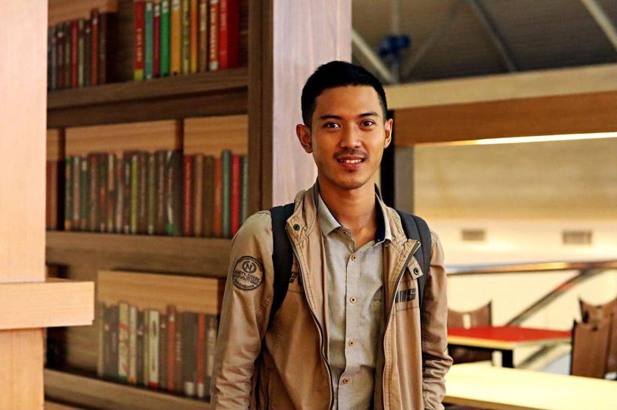 pria sederhana