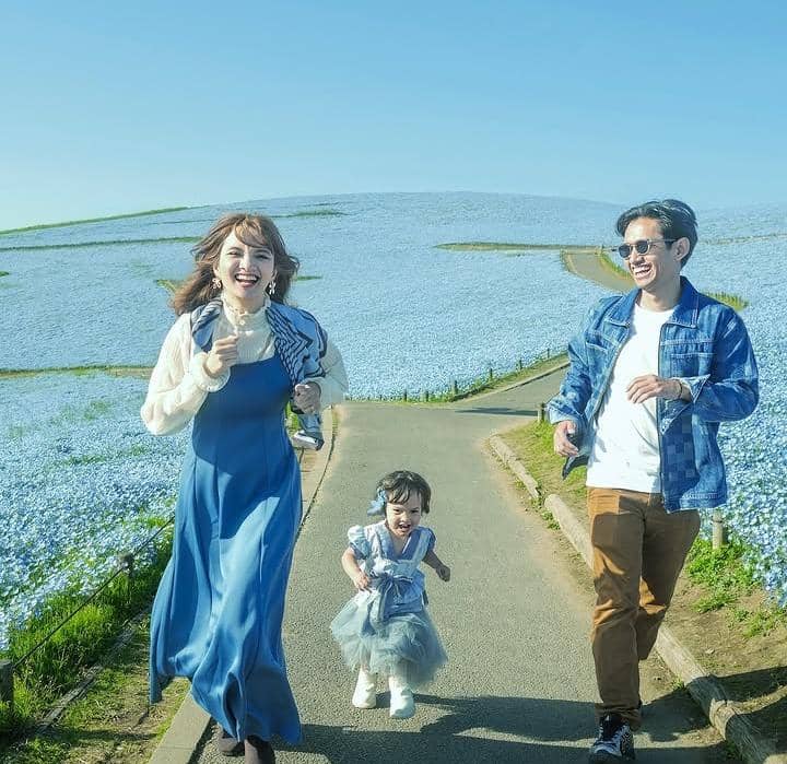 Sabrina Anggraini liburan di Hitachi Seaside Park
