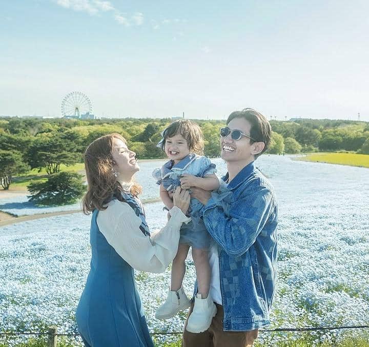 Sabrina Anggraini liburan di Hitachi Seaside Park