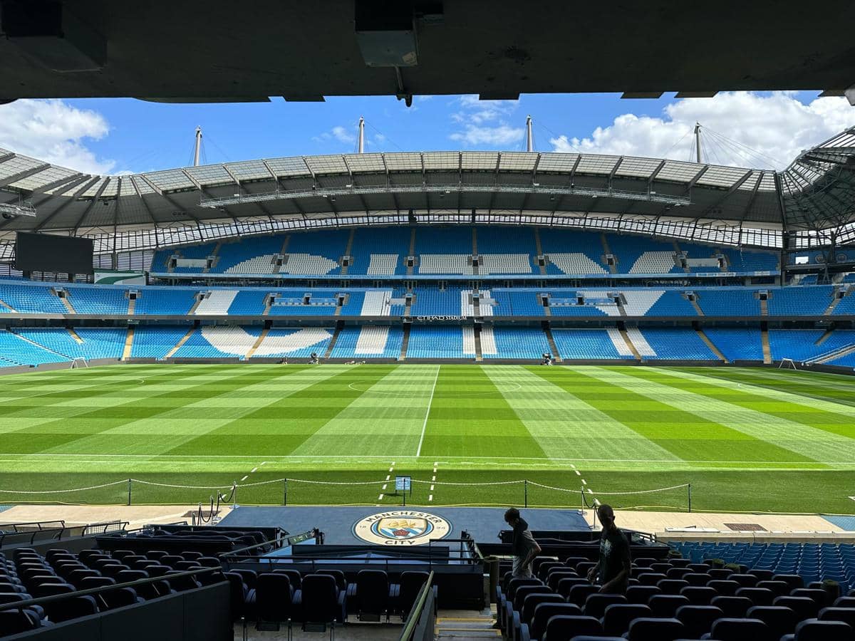 Guardiola Berhasil Membawa ManCity LebihAkrab Dengan Trofi