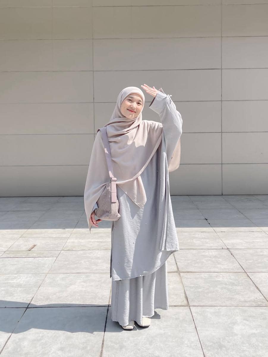 OOTD Hijab Syar'i ala Denisa Rani