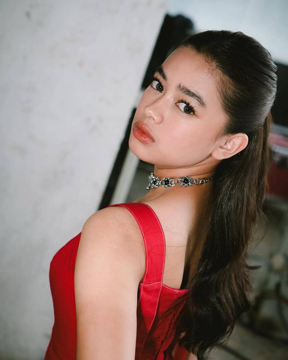 makeup simpel buat kelulusan SMA