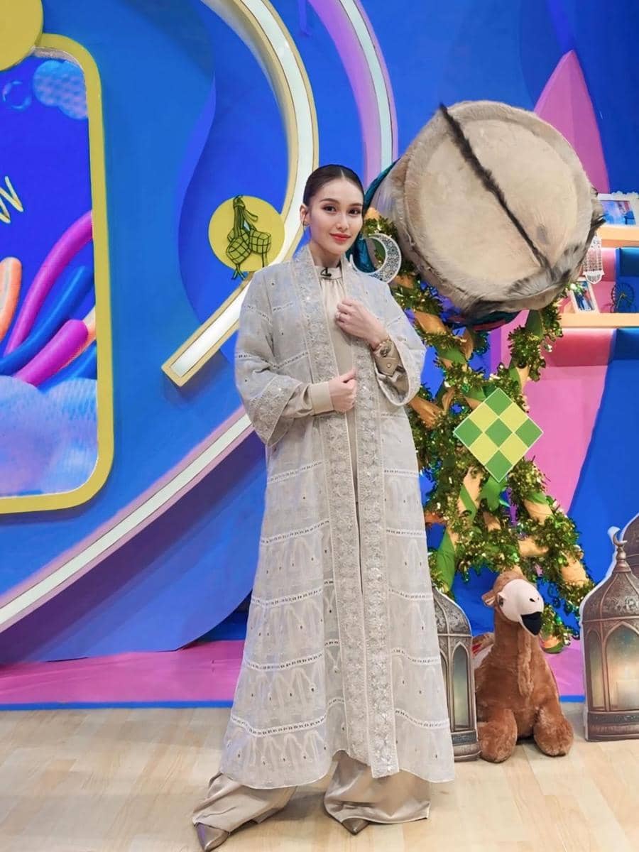 tips styling gamis non hijab untuk Idul Adha