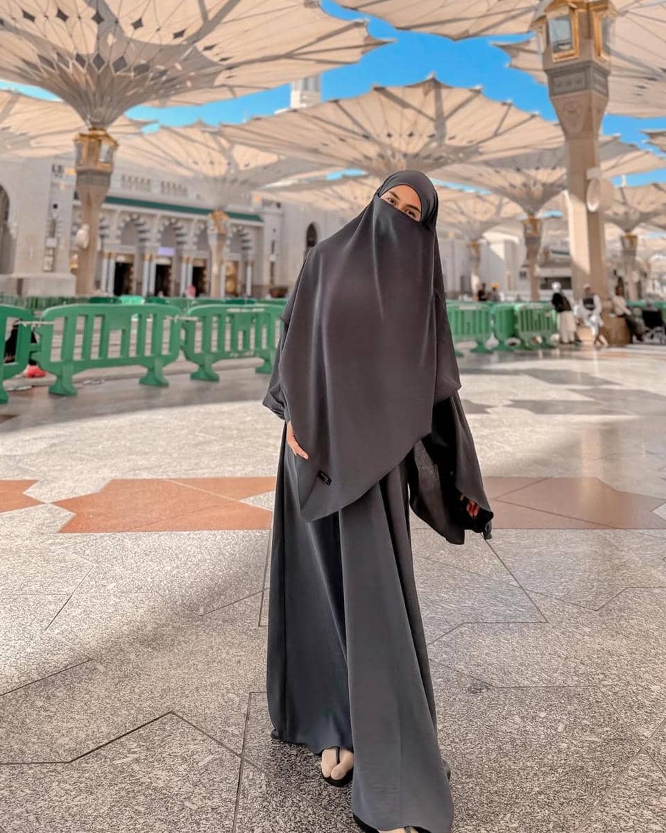 styling gamis ala Ria Ricis