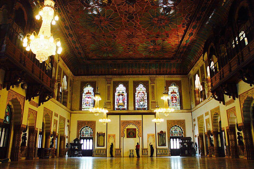 Istana Laxmi Vilas di India