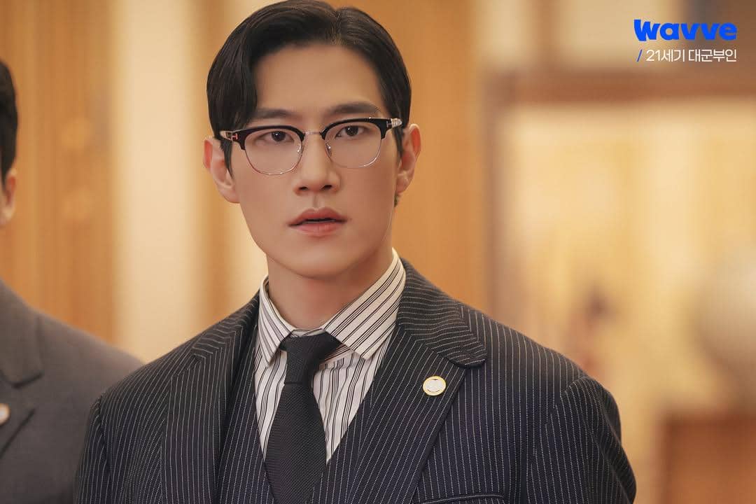Min Jung Woo (Noh Sang Hyun) dalam drakor Perfect Crown 