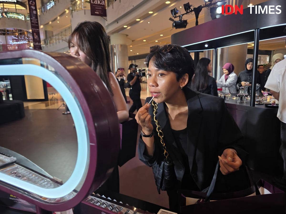 Tips Pakai Lip Tint Tahan Lama, Awet Seharian Tanpa Perlu Touch-Up