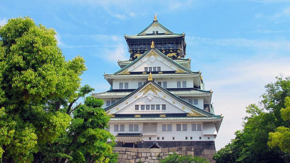Potret Osaka Castle