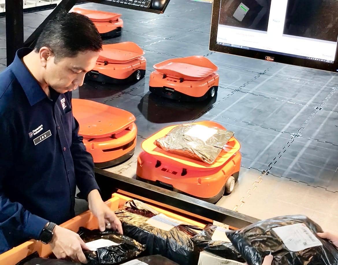 PosIND Pacu Transformasi Digital, Sortir Paket Kini Serba Robot