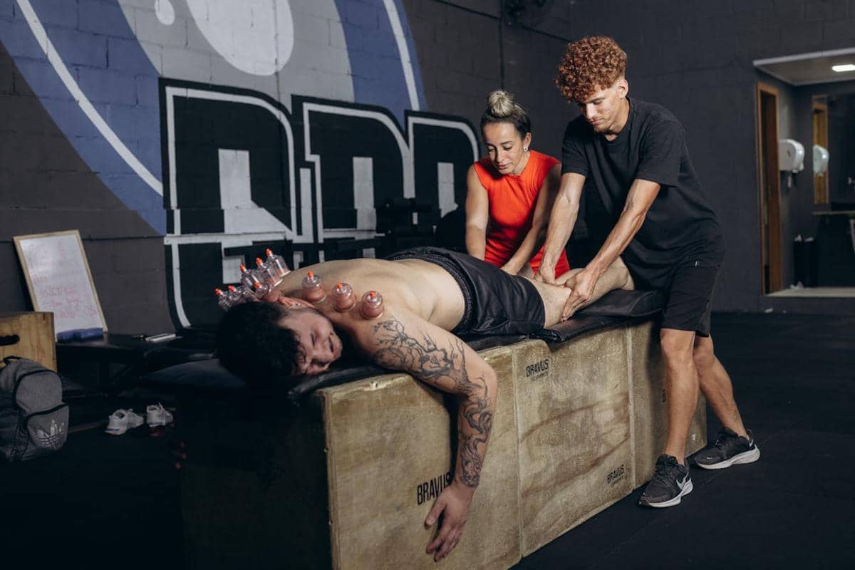 Fisioterapi vs Sports Massage, Mana yang Kamu Butuhkah?