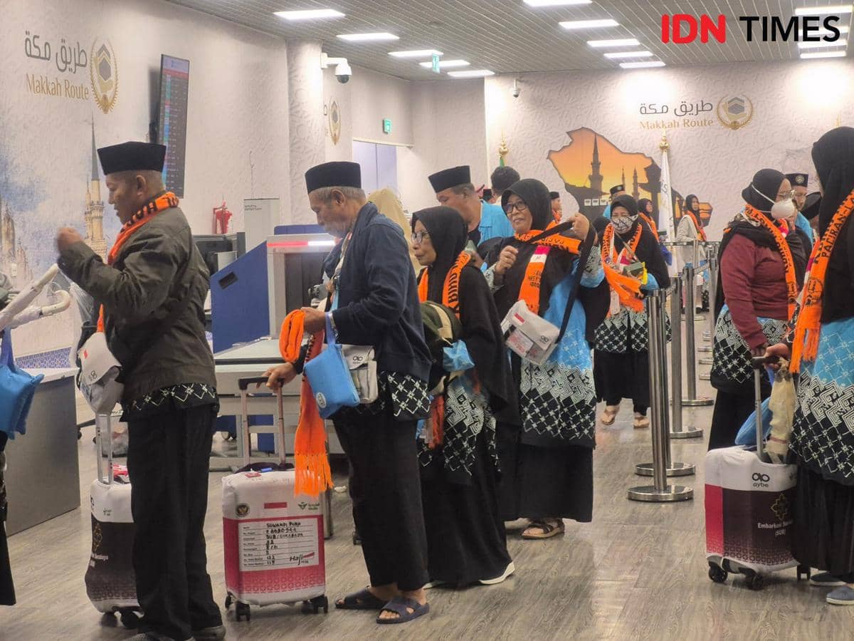 Jemah Haji SUB-32 Bawa Bekal Istimewa dari Pemerintah Indonesia