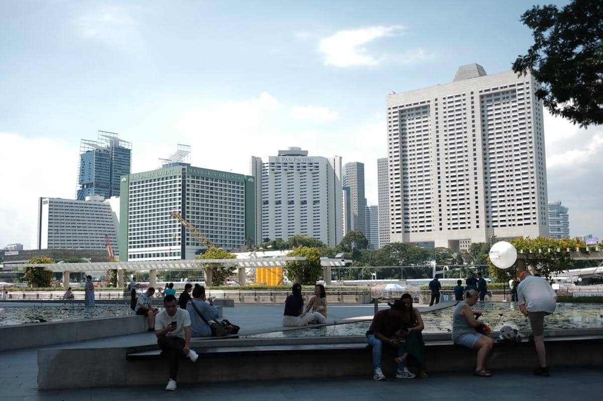 Warga Singapura. 