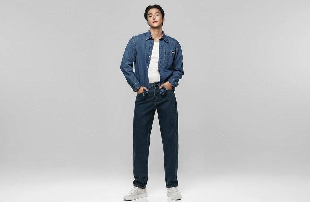 Rowoon di postingan instagram pribadinya