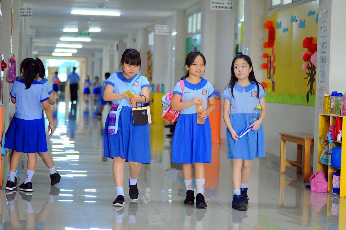lorong sekolah