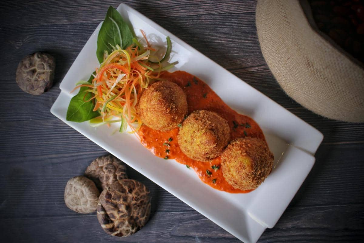 Resep Tomato Beef Rice Balls, Menu Praktis Bikin Nagih