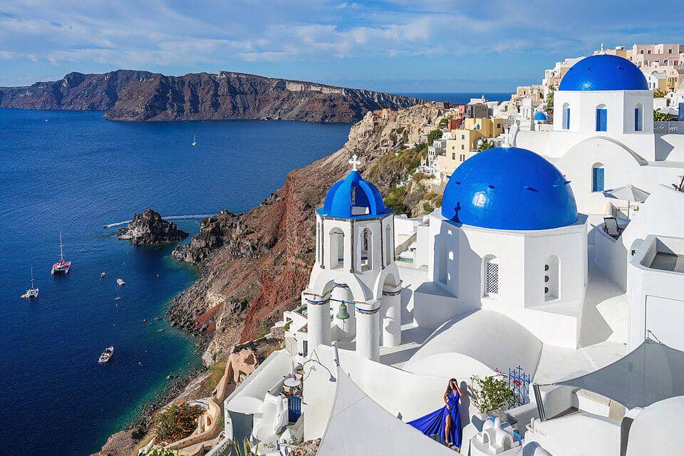 Desa Oia di Yunani