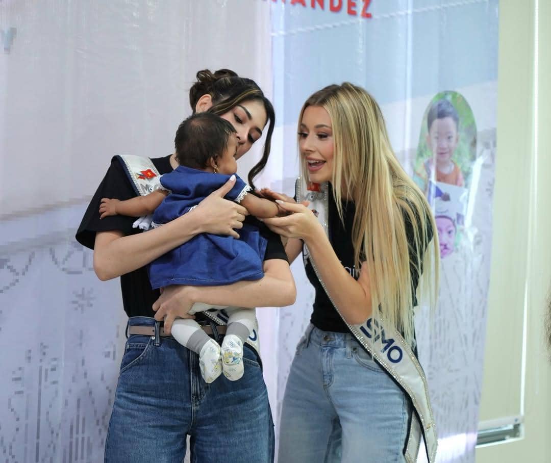 Potret Kunjungan Miss Cosmo 2025 Yolina Lindquist di Indonesia