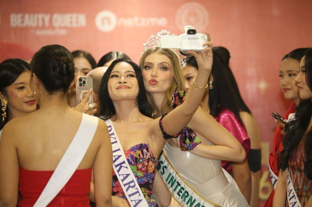Potret Kunjungan Miss International 2025 Catalina Duque ke Indonesia