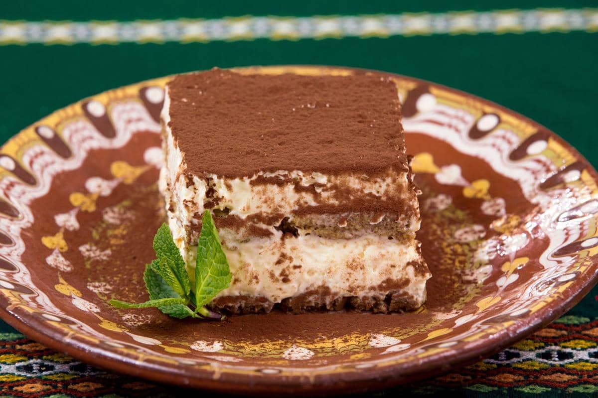 ilustrasi yogurt tiramisu 