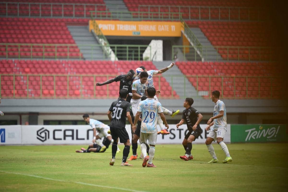 PSPS Finish Urutan 6, Aji Santoso Belum Tentukan Masa Depannya