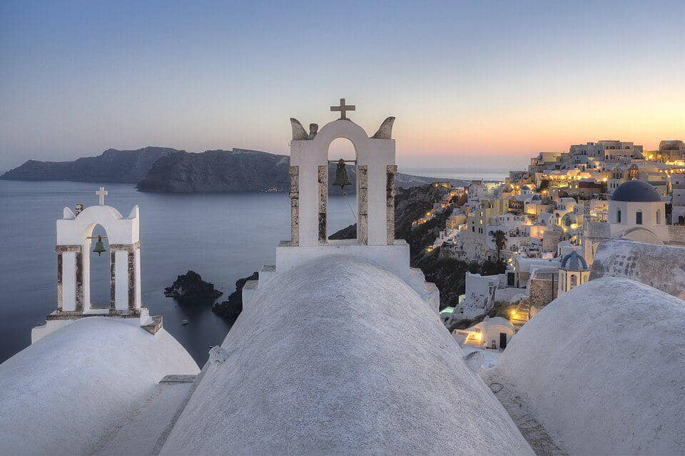 Desa Oia di Yunani