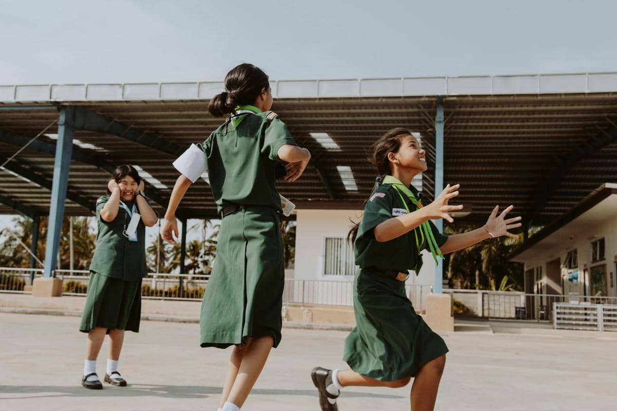 ilustrasi anak sekolah (pexels.com/Ron Lach)