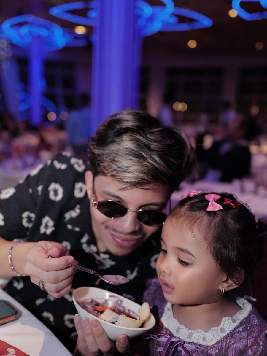 Keluarga Atta dan Aurel pertama kali naik Disney Cruise